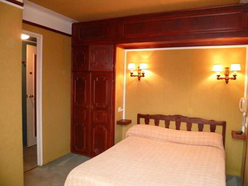 Hotel Pb - Paris-Barcelone Perpignan Ngoại thất bức ảnh